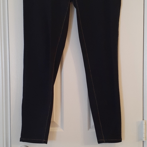 *Skinny Dark Blue Pant LRG - Picture 2 of 8